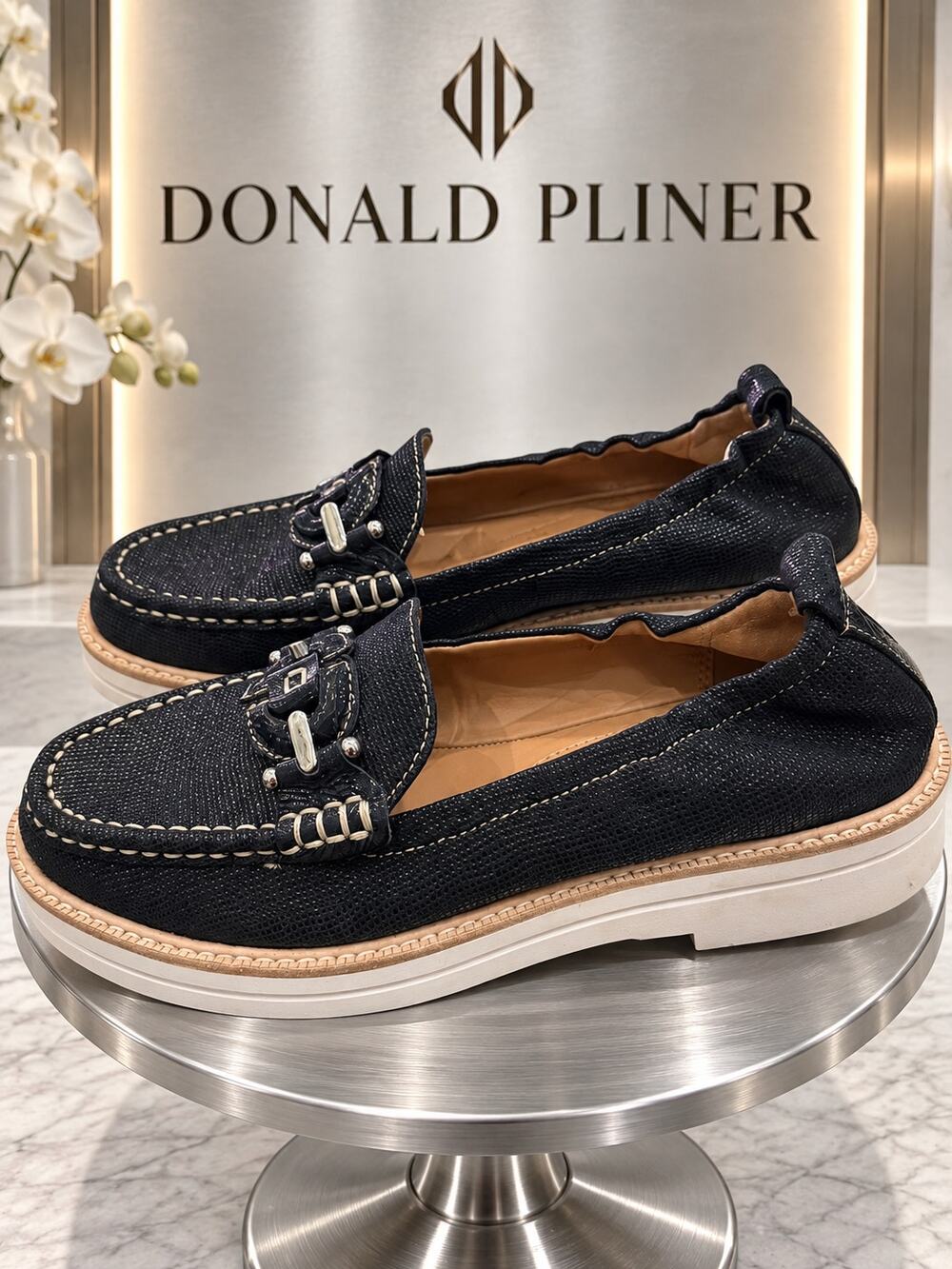 Donald Pliner Lomma Navy Leather Bit Platform Loafers Size 7M